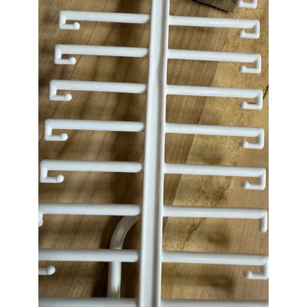 Belt hanger